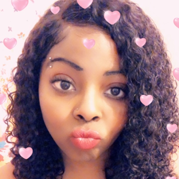 Meet your Posher, Tiffany - Picture 1 of 1